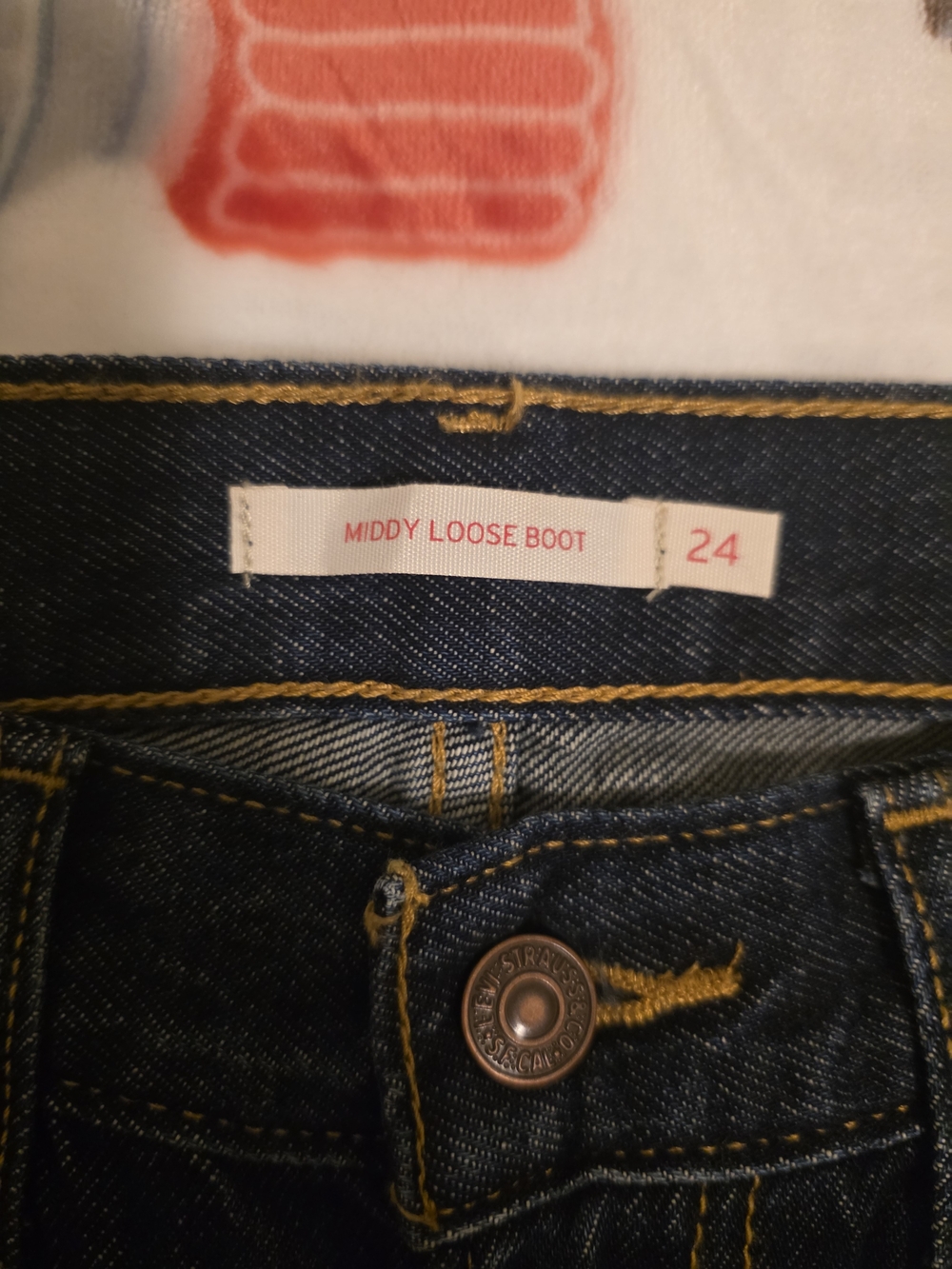 Levi’s Middy Loose Bootcut Jeans - Dark Wash Blue (Size 24) NWT - Picture 3 of 7